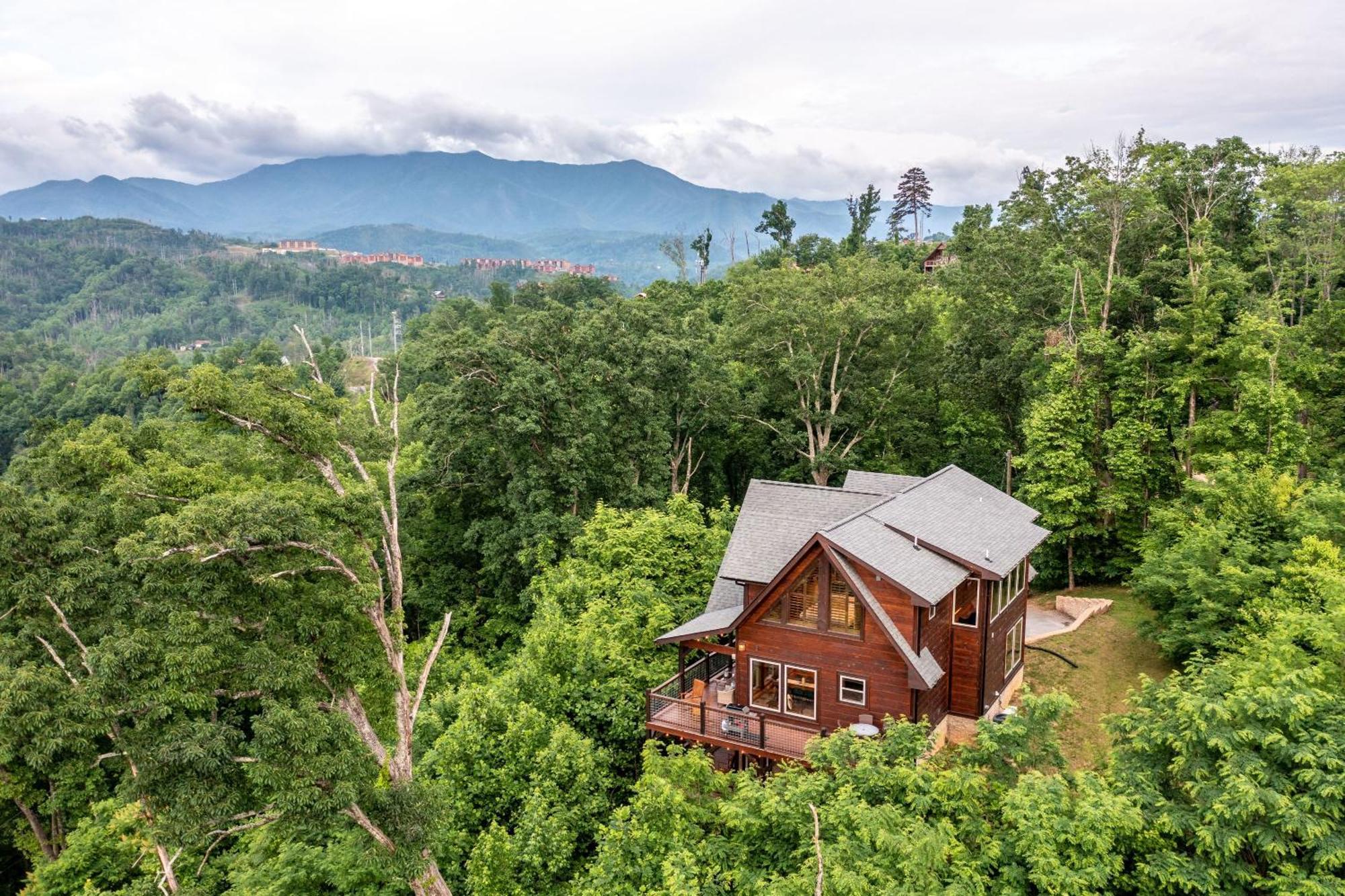 The Solstice - Amenities Galore Mountain Retreat Гатлинбург Экстерьер фото