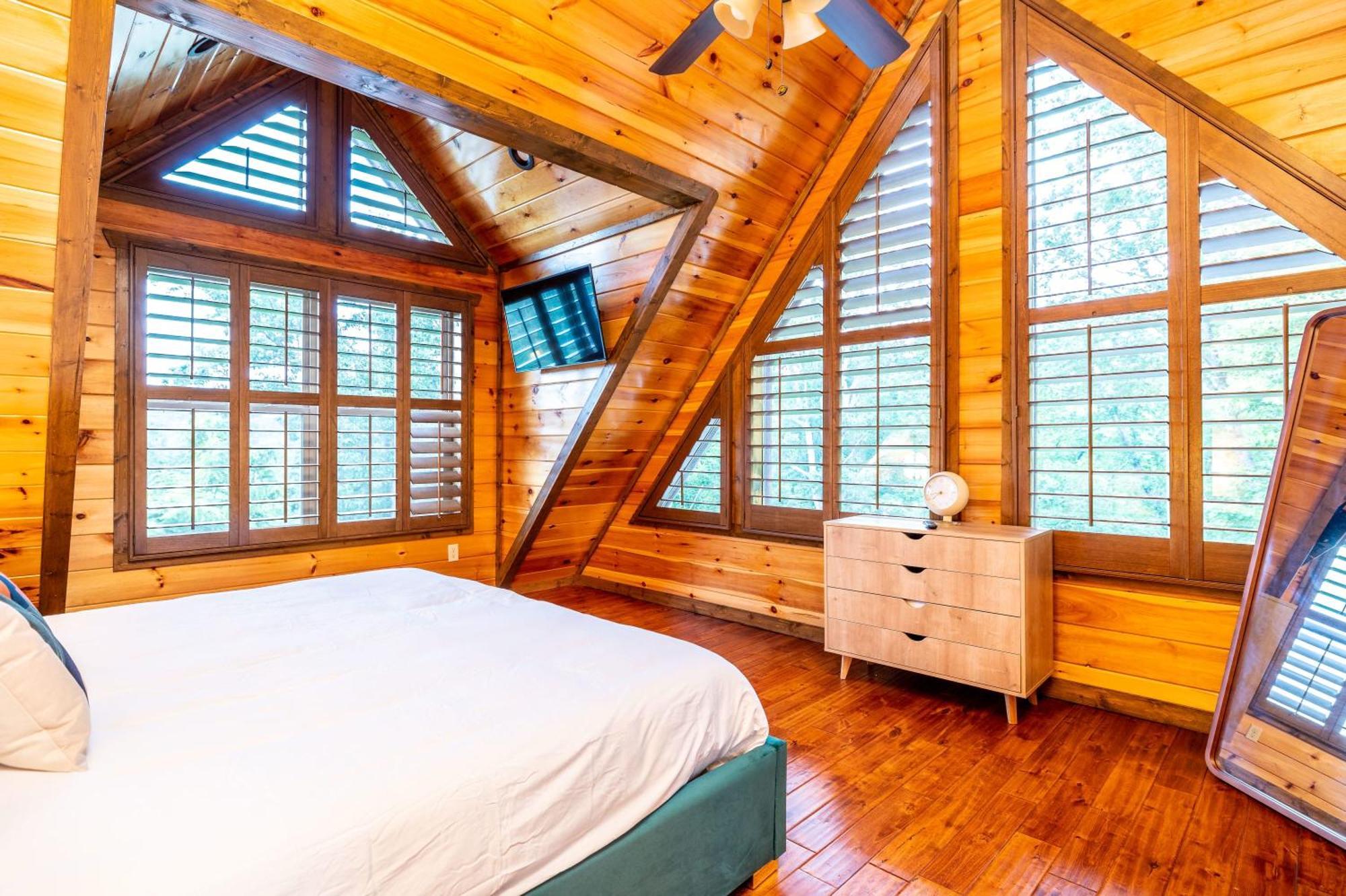 The Solstice - Amenities Galore Mountain Retreat Гатлинбург Экстерьер фото